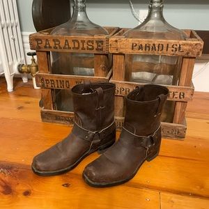 EUC Mens Frye harness boots